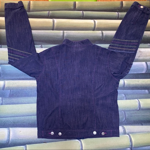 ❤️🌈 Purple Wash Denim Jean Jacket w/♥️🌈 embroidered Detail XS/Small Retro V… - Picture 3 of 8
